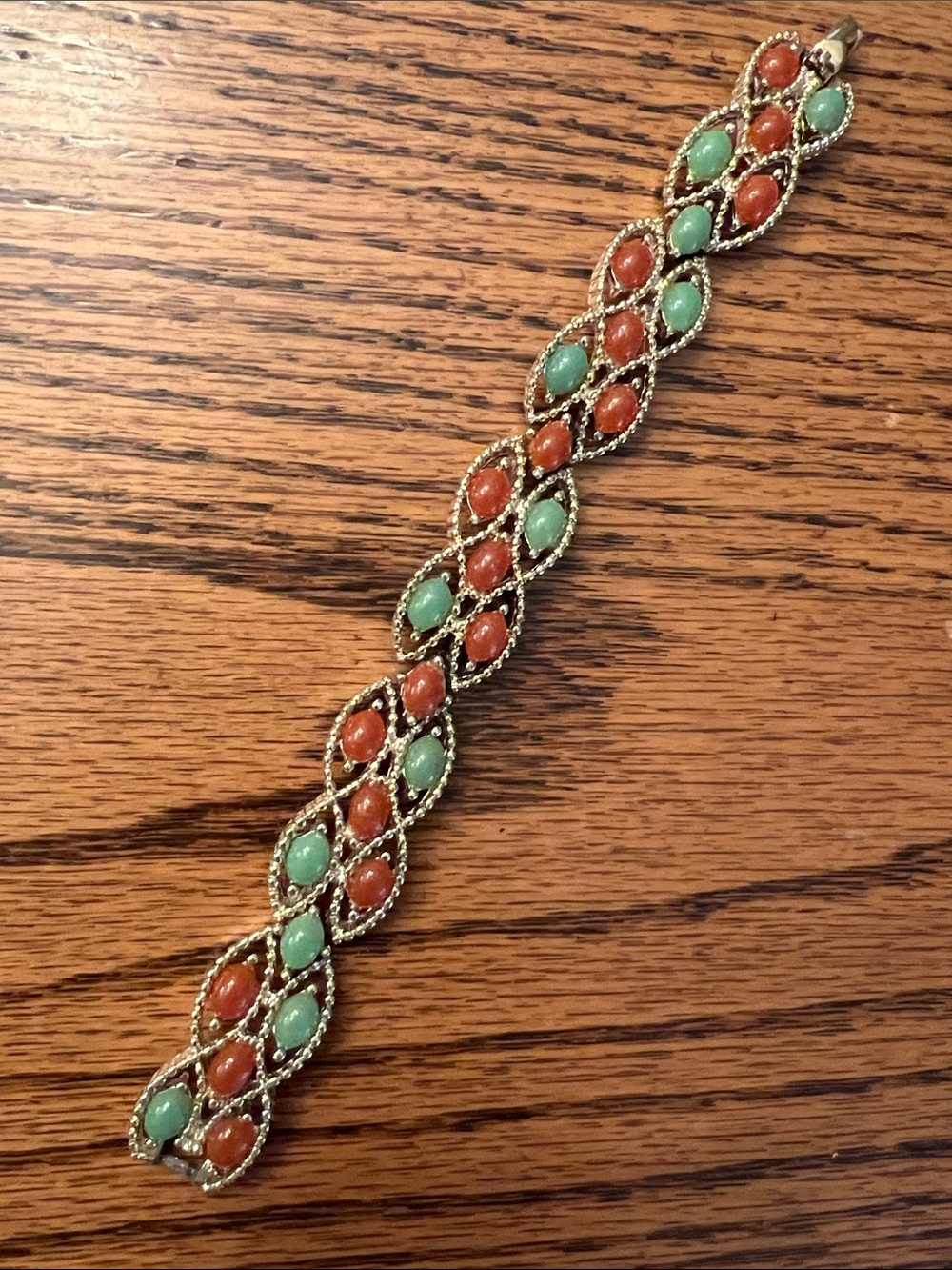 Vintage Sarah Coventry Gold-Tone Bracelet Coral Red and Mint Green Cabochons